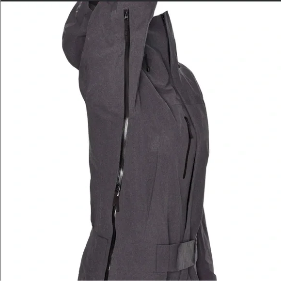 Arc’teryx Incendia Women’s One Piece Snowsuit - Picture 3 of 10
